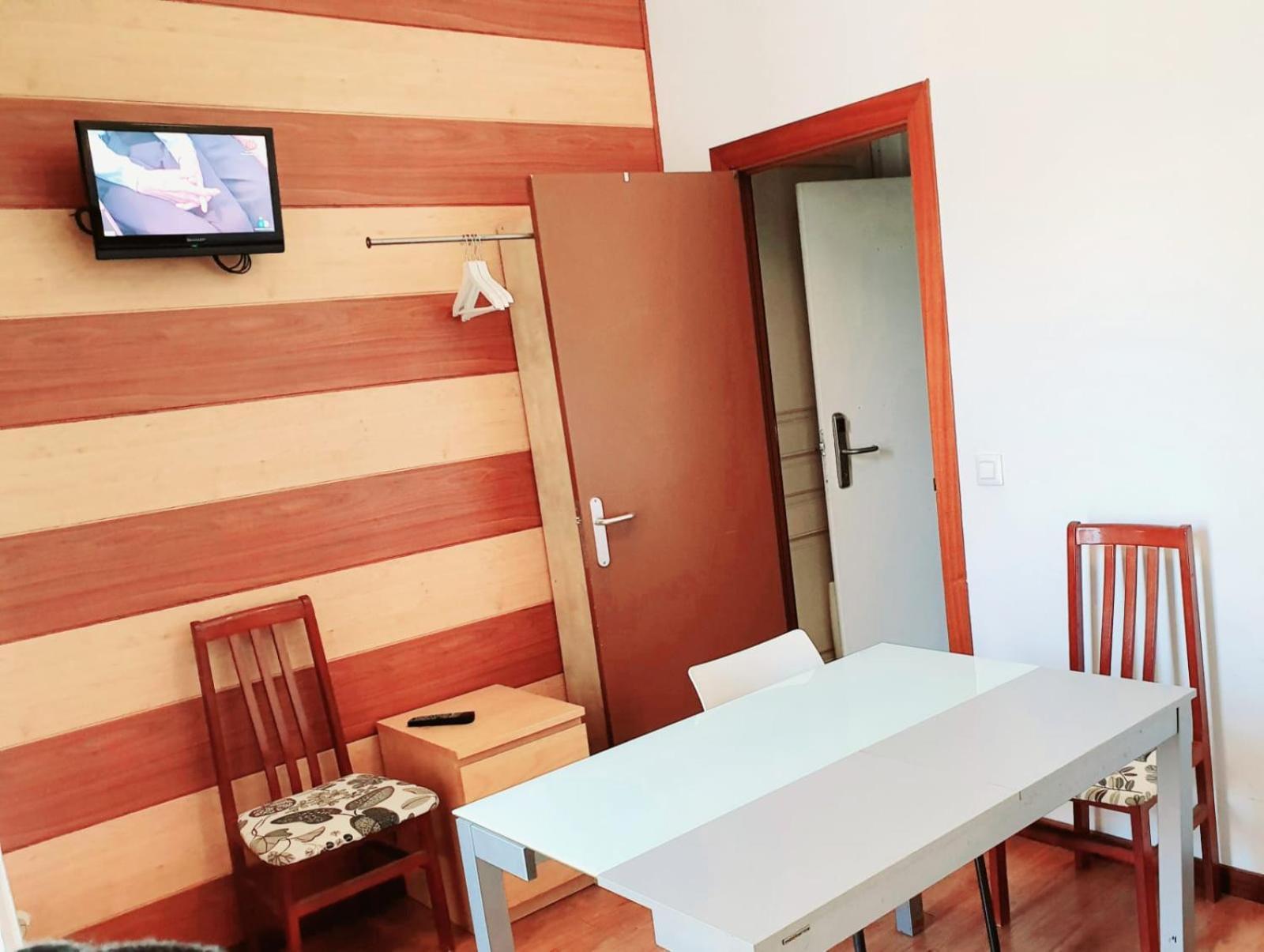 דירות ברצלונה Apartamento Urgell מראה חיצוני תמונה